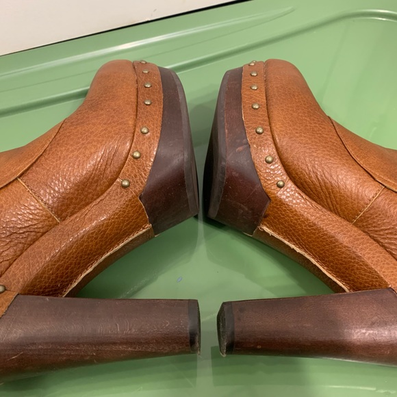 UGG Australia Cosima Mid Brown Leather Stud Ankle Platform Heel Boots Size 9.5 - Picture 6 of 10